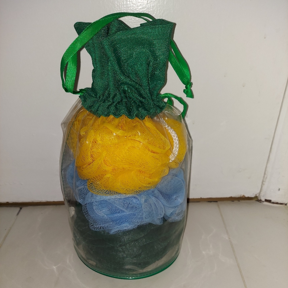 Large mesh loofahs-set of 3